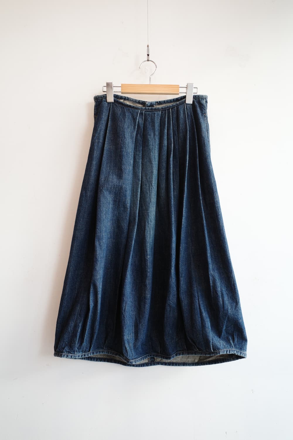 OMNIGOD 옴니갓 플레어 데님 스커트 (28인치) 상품이미지1