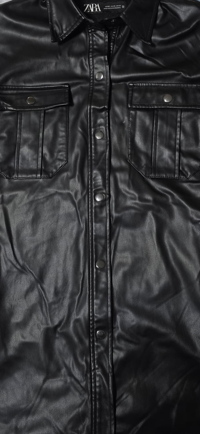 ZARA 인조 가죽 셔츠형 자켓 XS 상품이미지5