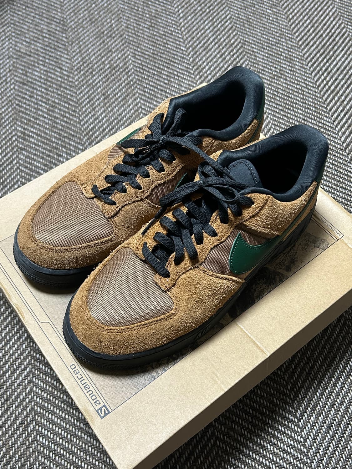 나이키 에어포스 1 로우 유니티 라이트 브리티시 탄 상품이미지2