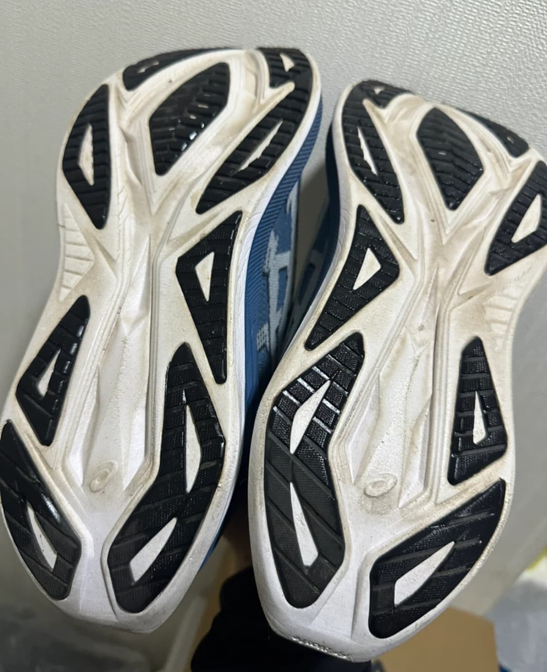 275) 아식스 슈퍼블라스트2 팝니다 상품이미지4