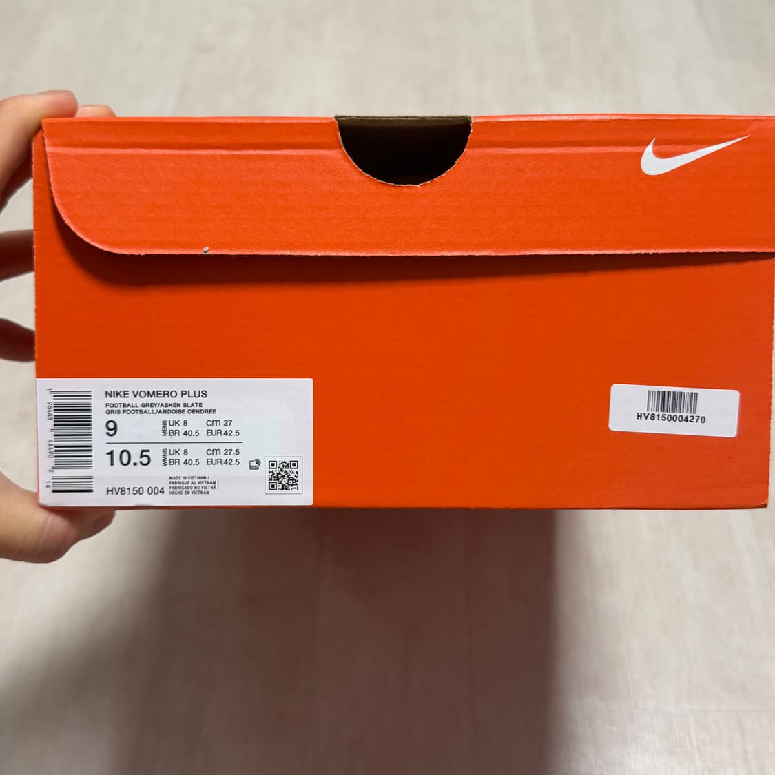 (270) 나이키 보메로 플러스 풋볼그레이 런닝화 상품이미지9