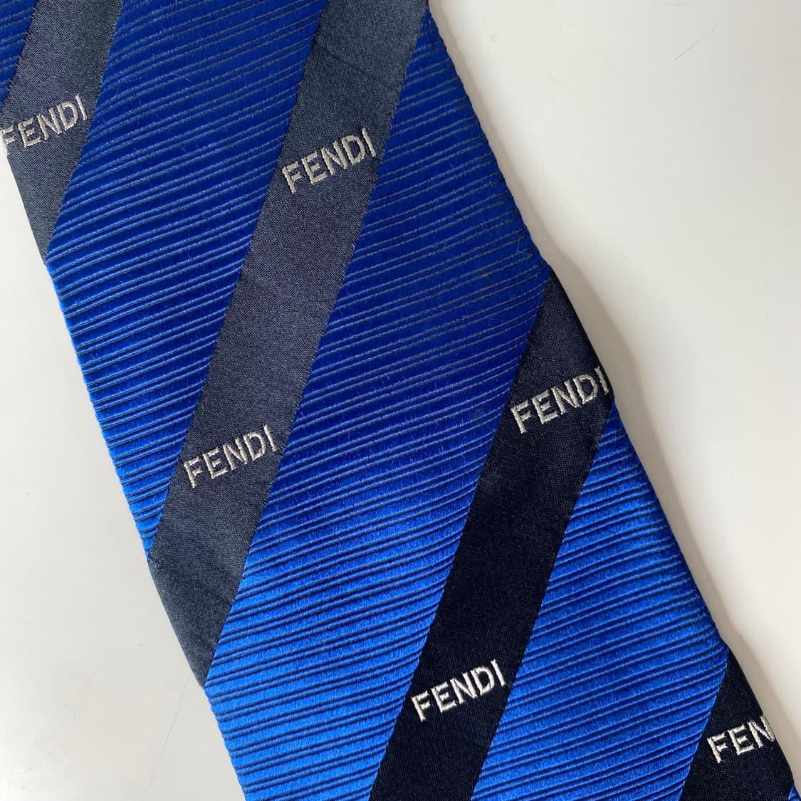 펜디(FENDI) 모노그램 명품 정품 넥타이 상품이미지9