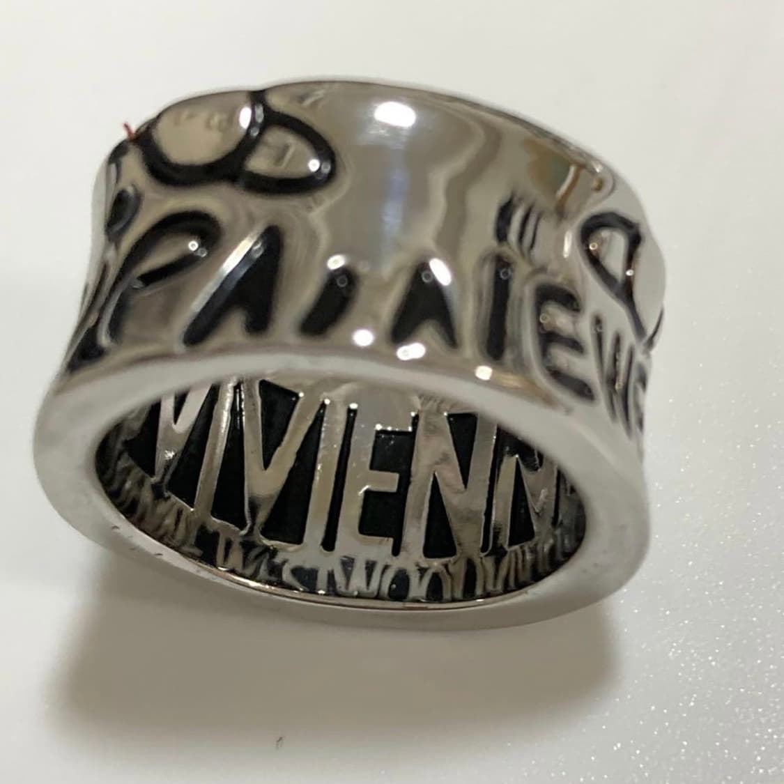 비비안웨스트우드 아카이브 레터링 orb 각인링 반지 상품이미지4