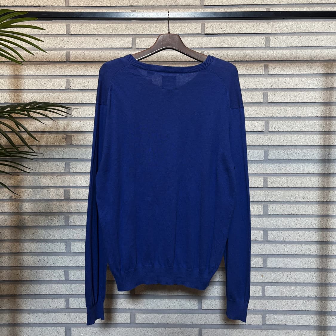 CHAPS 폴로 챕스 브이넥 코튼니트 로렐리스 자수 디테일 블루 상품이미지3