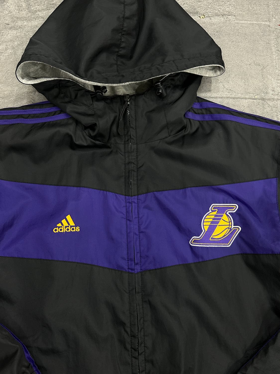 아디다스 NBA 레이커스 리버시블 후드 점퍼 상품이미지3