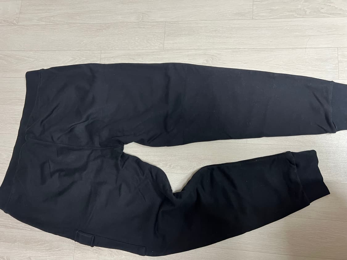 CP company 블랙 조거팬츠 XL 상품이미지6