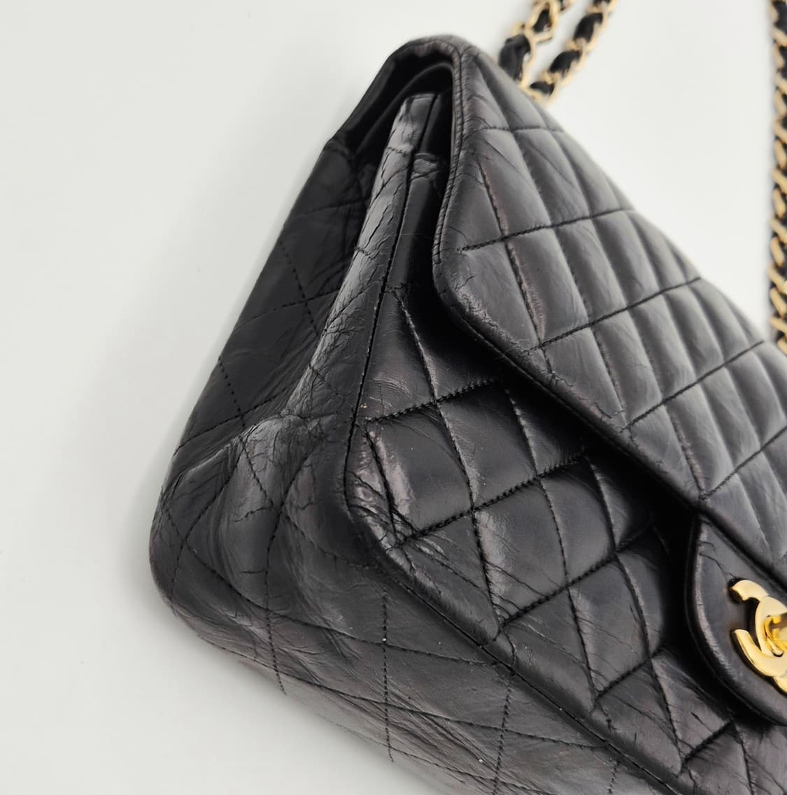 샤넬 클래식 미듐 더블플랩 체인 숄더백 12번대 (리컬러링제품) 상품이미지6