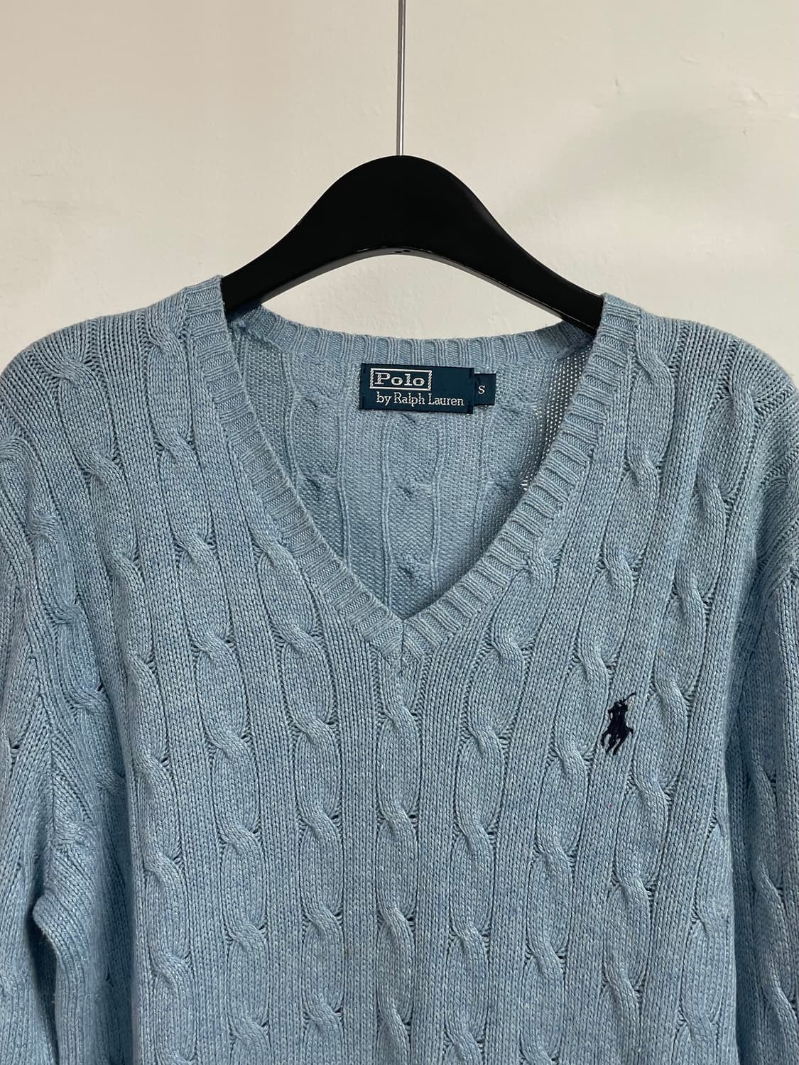 폴로 랄프로렌 스카이블루 브이넥 케이블 니트 (on.579) 상품이미지2