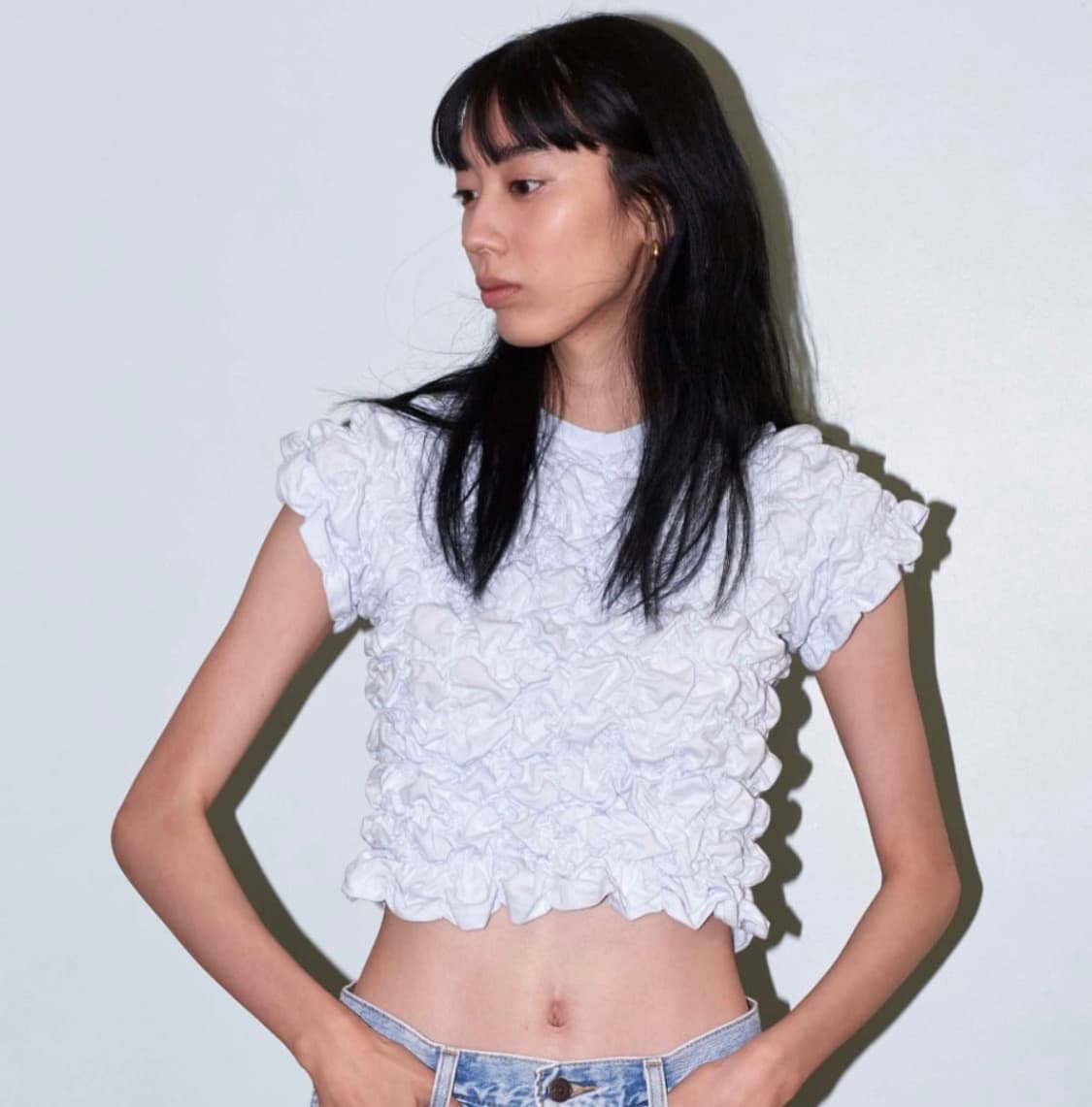 MNGU 러플 크롭티 블루 상품이미지1