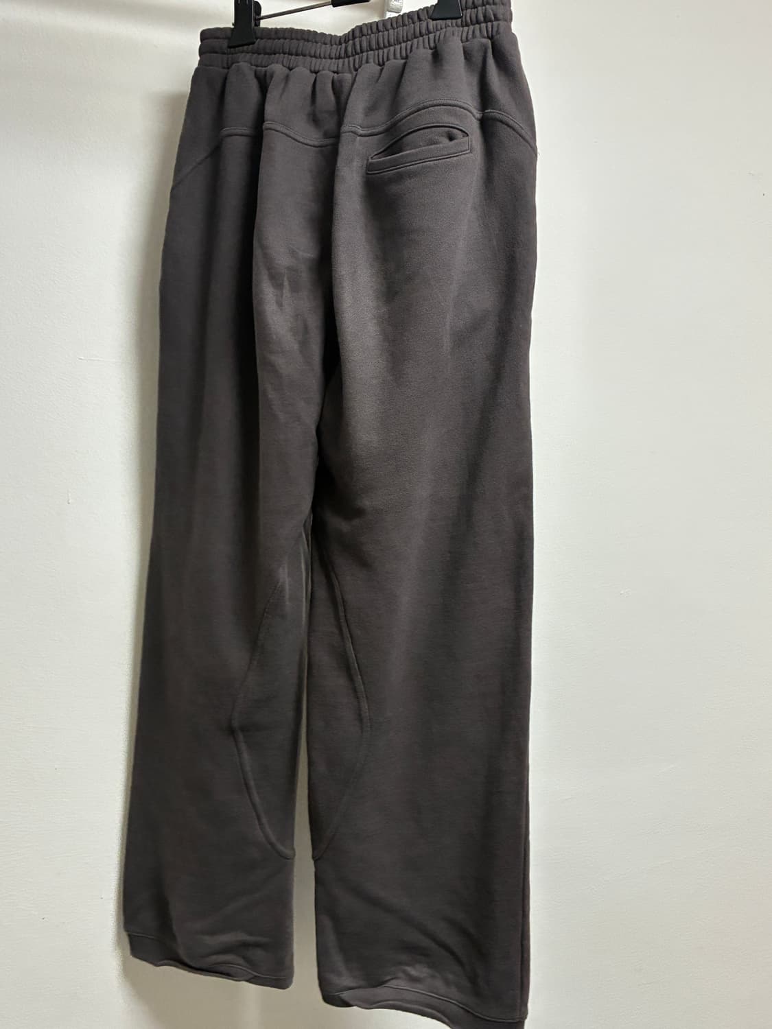 산산기어 23fw 팬츠 브라운  상품이미지2