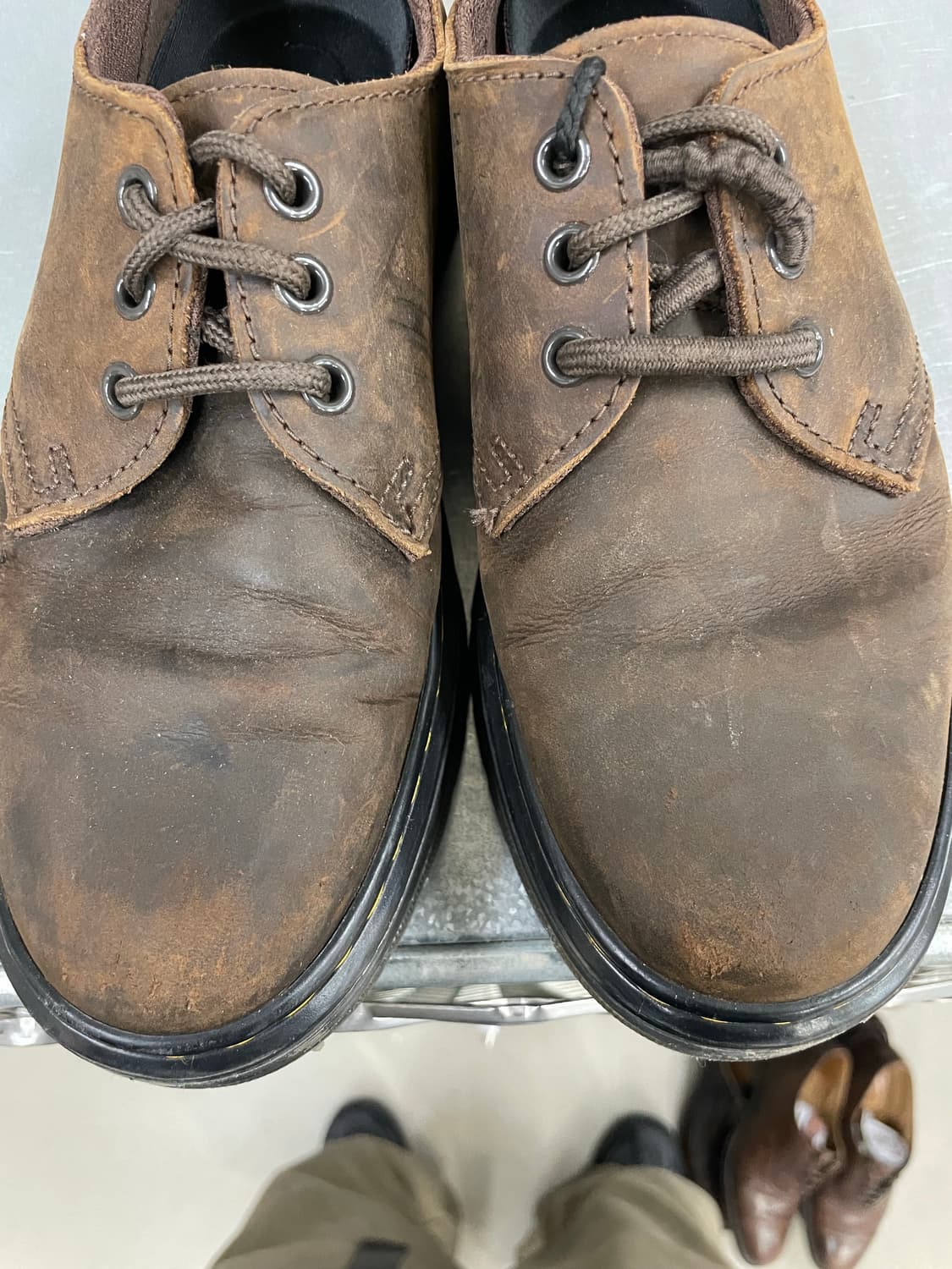 닥터마틴 자발라 로우 다크브라운 uk6 (gr-4464) 상품이미지7