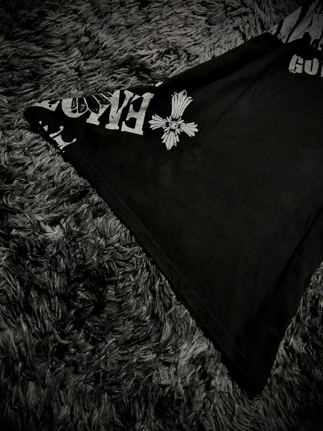 GLITZ 고딕 크로스 프린팅 레이스 블랙 반팔 티셔츠  상품이미지4