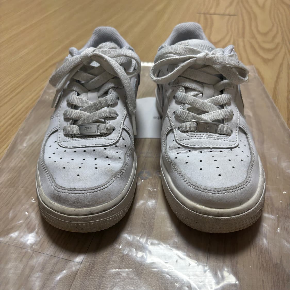 235 / 상태 아주 좋음 / 나이키 에어포스 DH2920 올백 상품이미지2