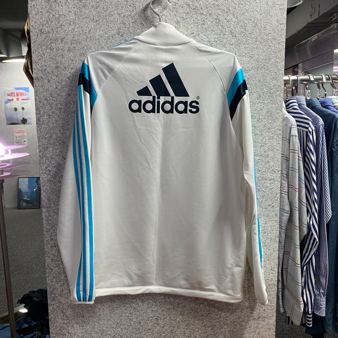 아디다스 이큅먼트 첼시 삼성 트랙탑 축구져지 B4682 상품이미지4