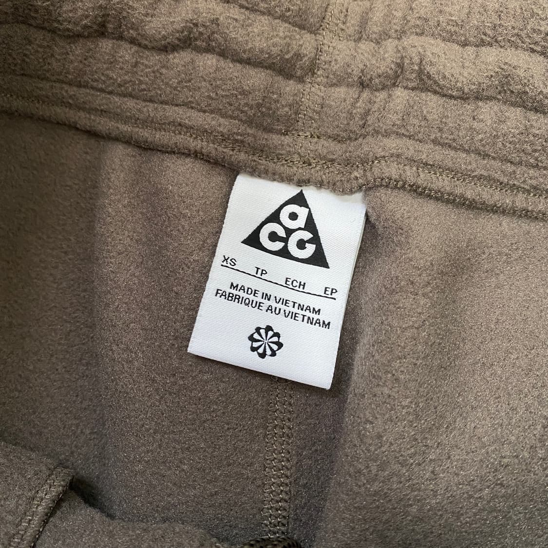 [ 해외/우먼XS ] 나이키 ACG 울프 트리 플리스 팬츠 상품이미지3