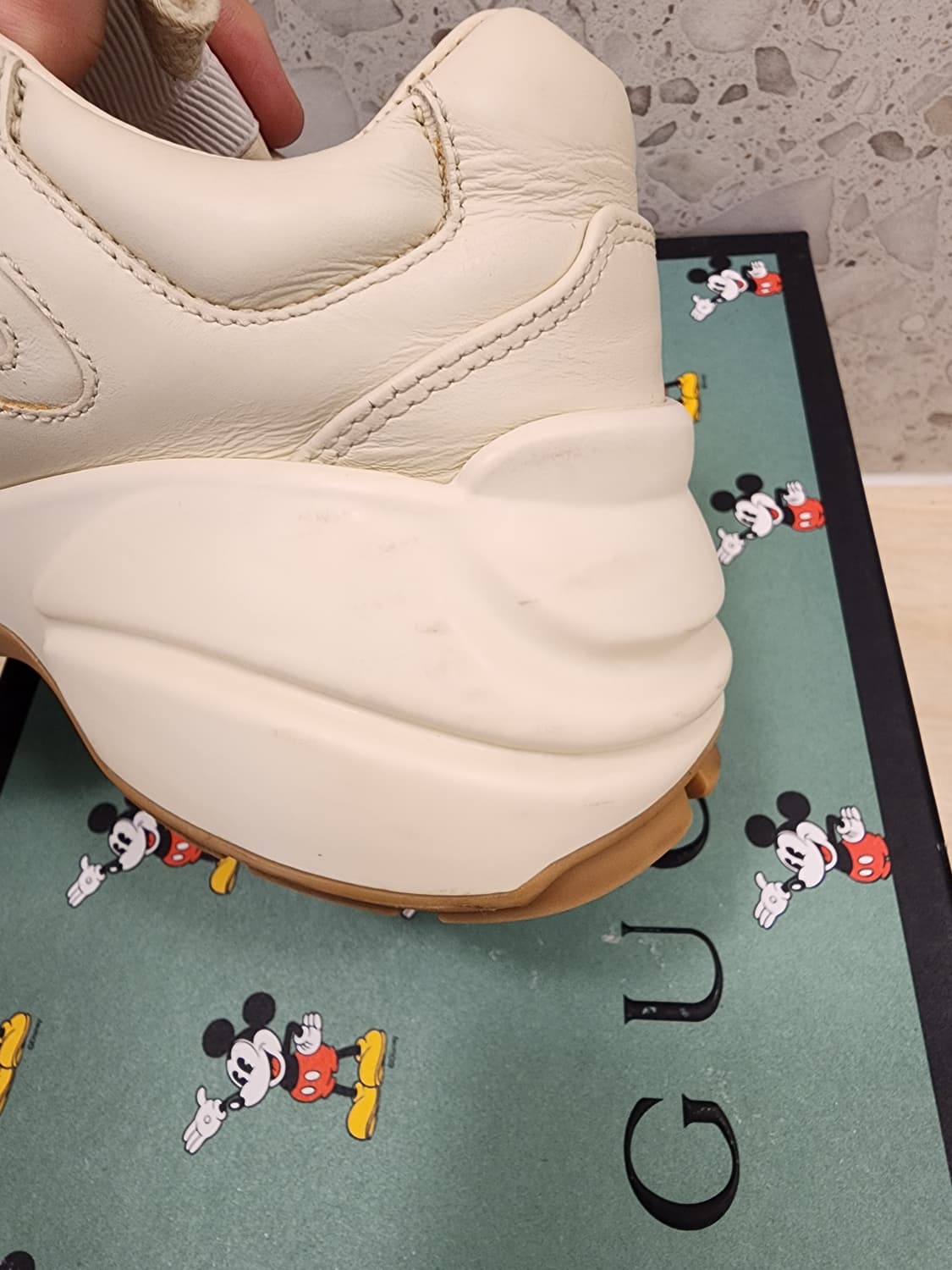 구찌 X 디즈니 라이톤 여성 스니커즈 602049 34 1/2 상품이미지8
