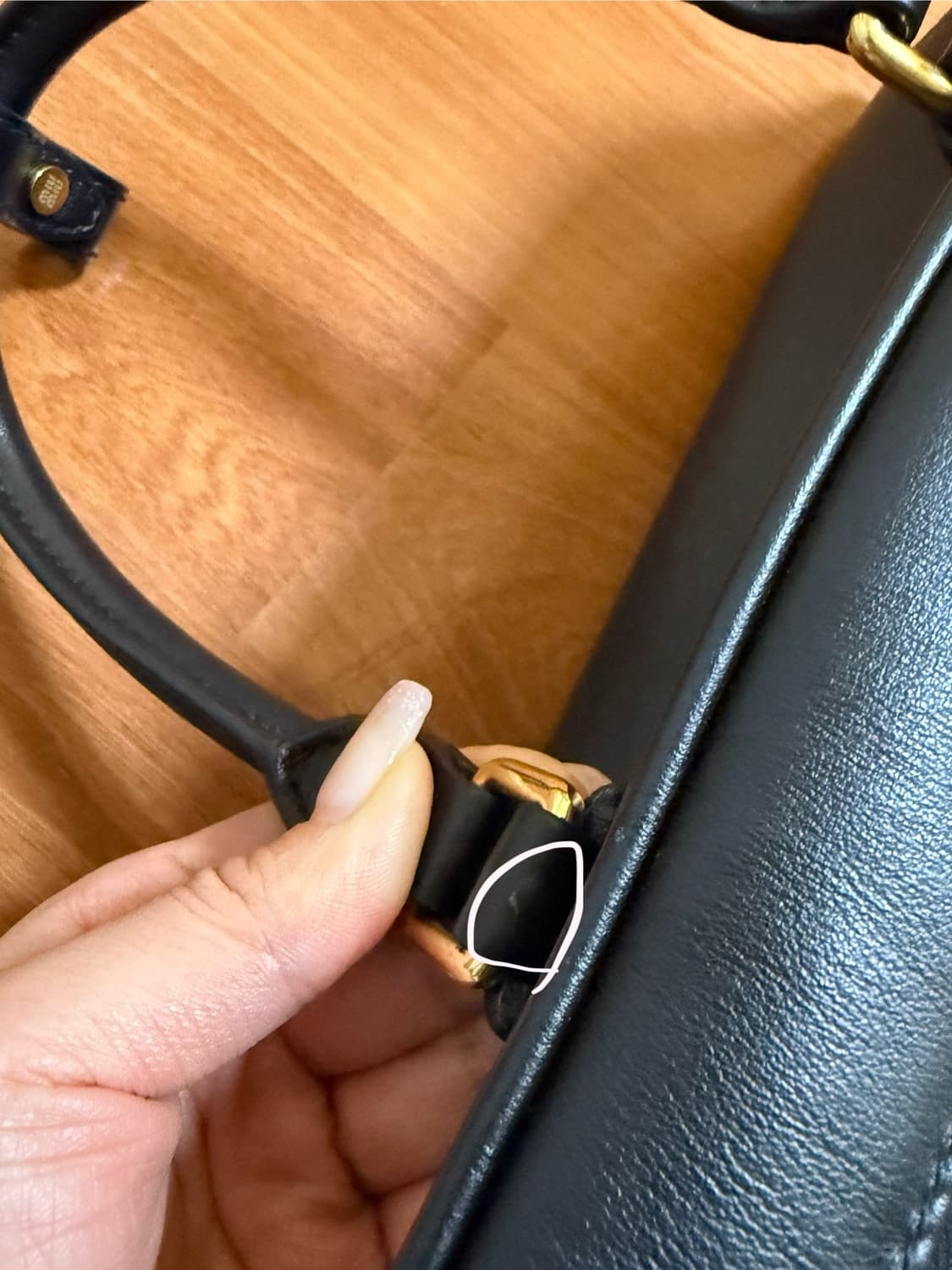 [미우미우] 아르카디 라지 블랙 상품이미지9