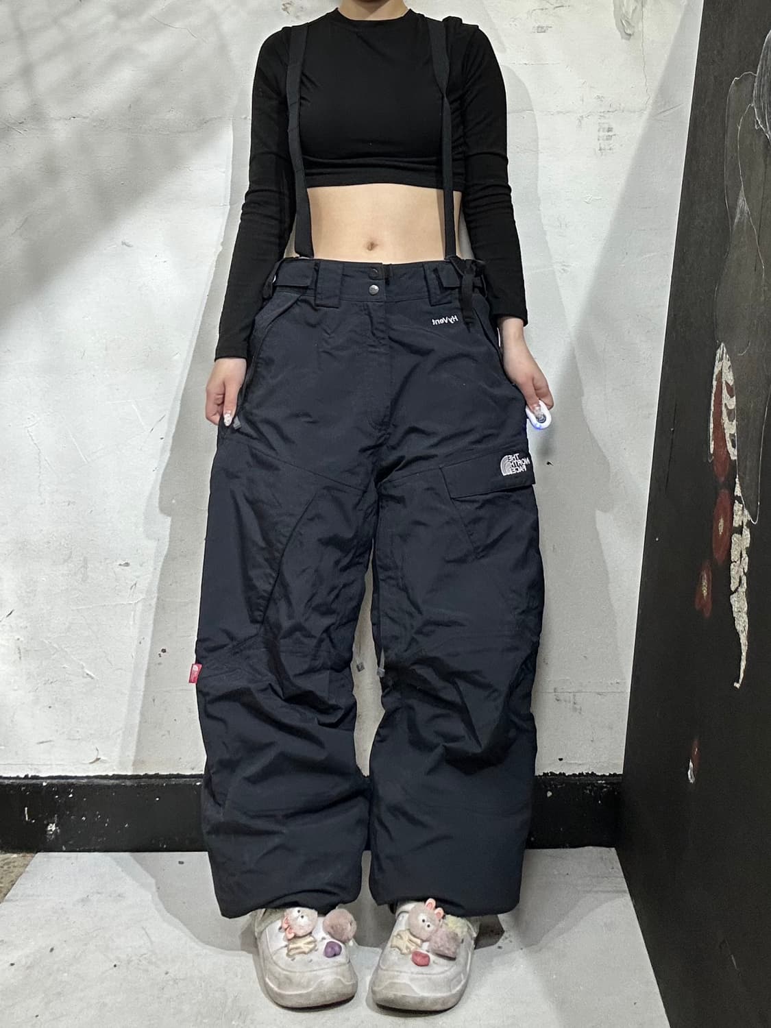 노스페이스 블랙 하이벤트 오버롤 와이드 트랙 팬츠 스키 팬츠 멜빵 바지 상품이미지2