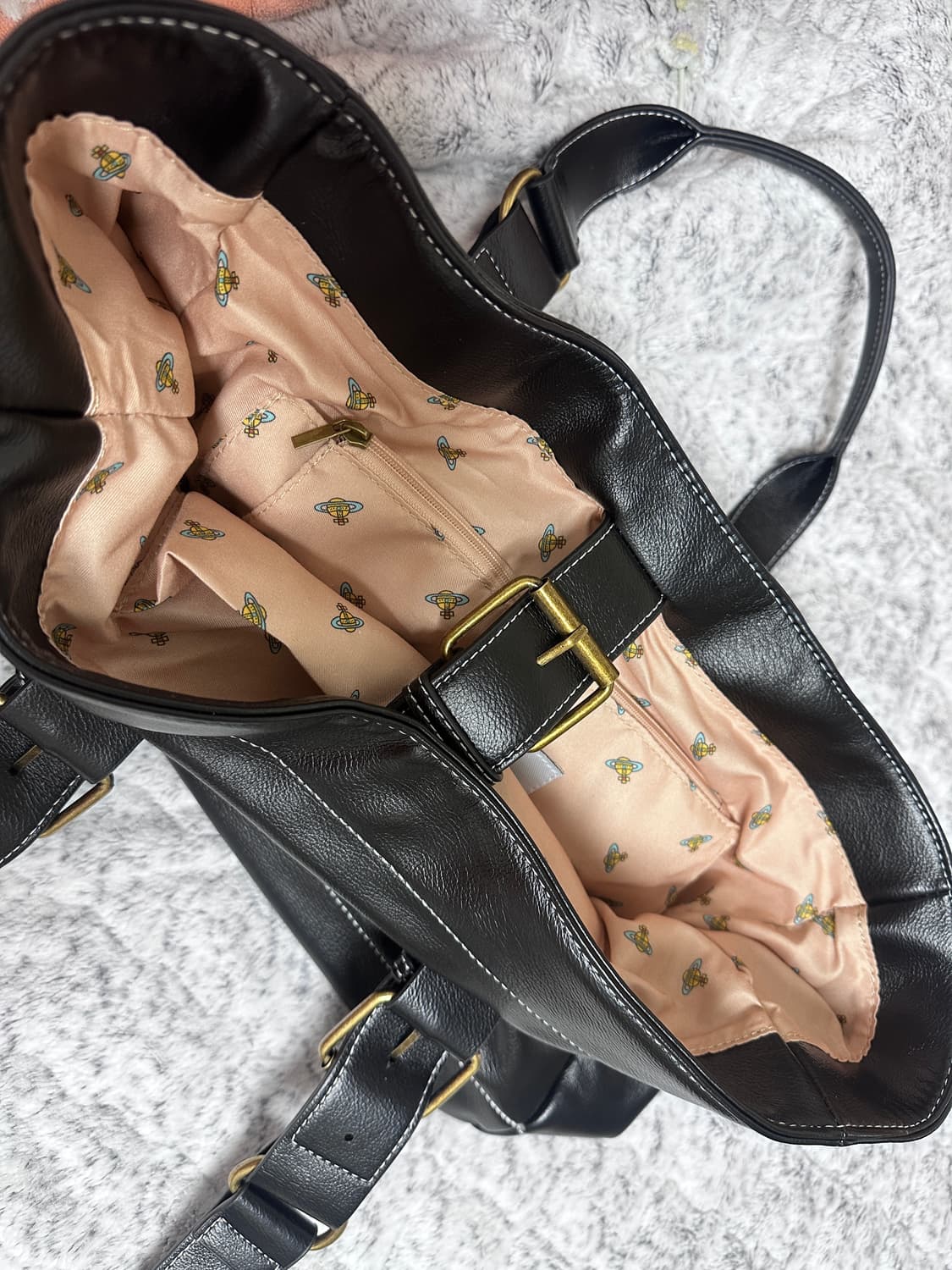 비비안웨스트우드 백 상품이미지4