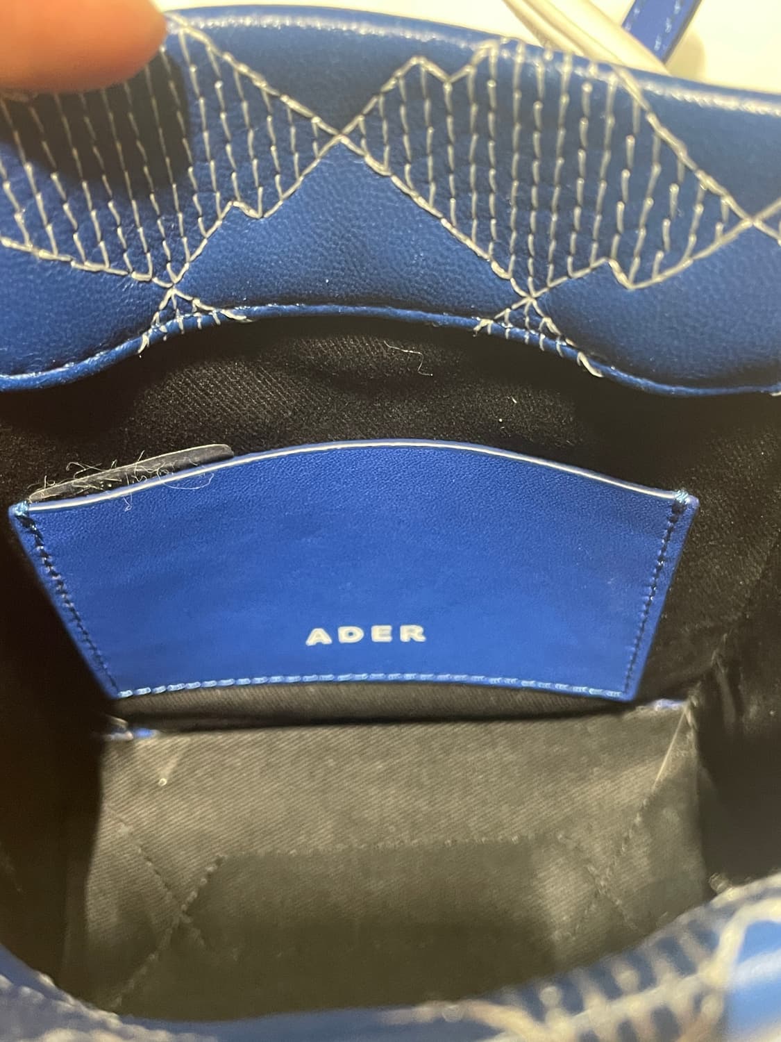 아더에러 크로스백 테닛 쇼퍼백  tenit shopper bag 상품이미지4