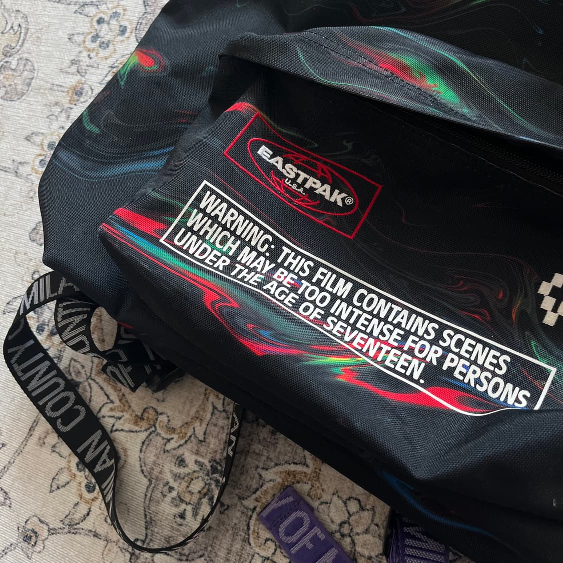 이스트팩 x 마르셀로 볼론 백팩 상품이미지3