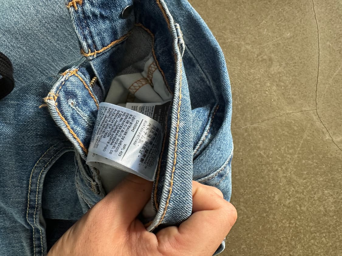 Levis 502 레귤러 테이퍼드 데님 팬츠 상품이미지5