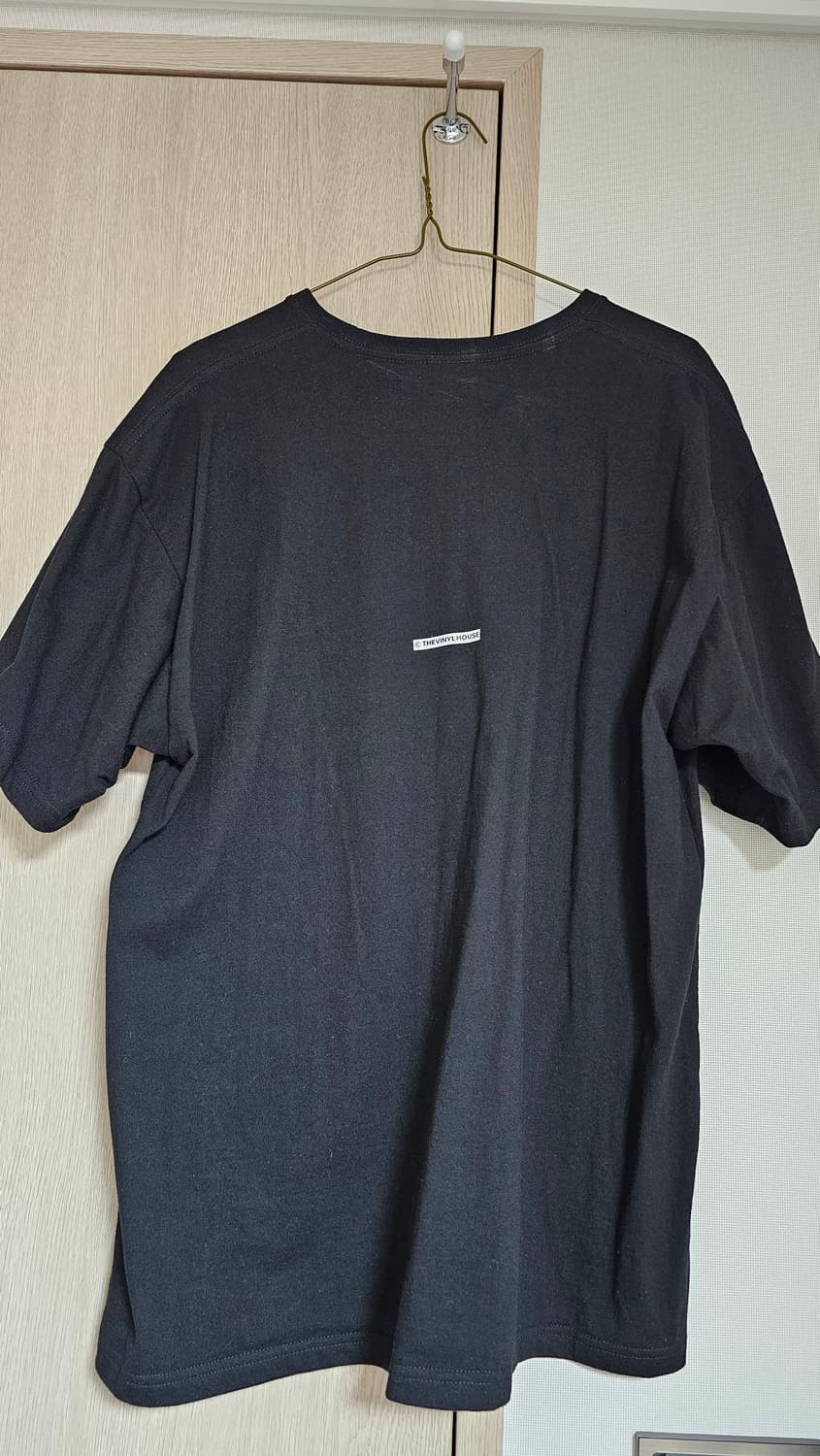 M) 더바이닐하우스 뉴스페이퍼 티셔츠 블랙 상품이미지4