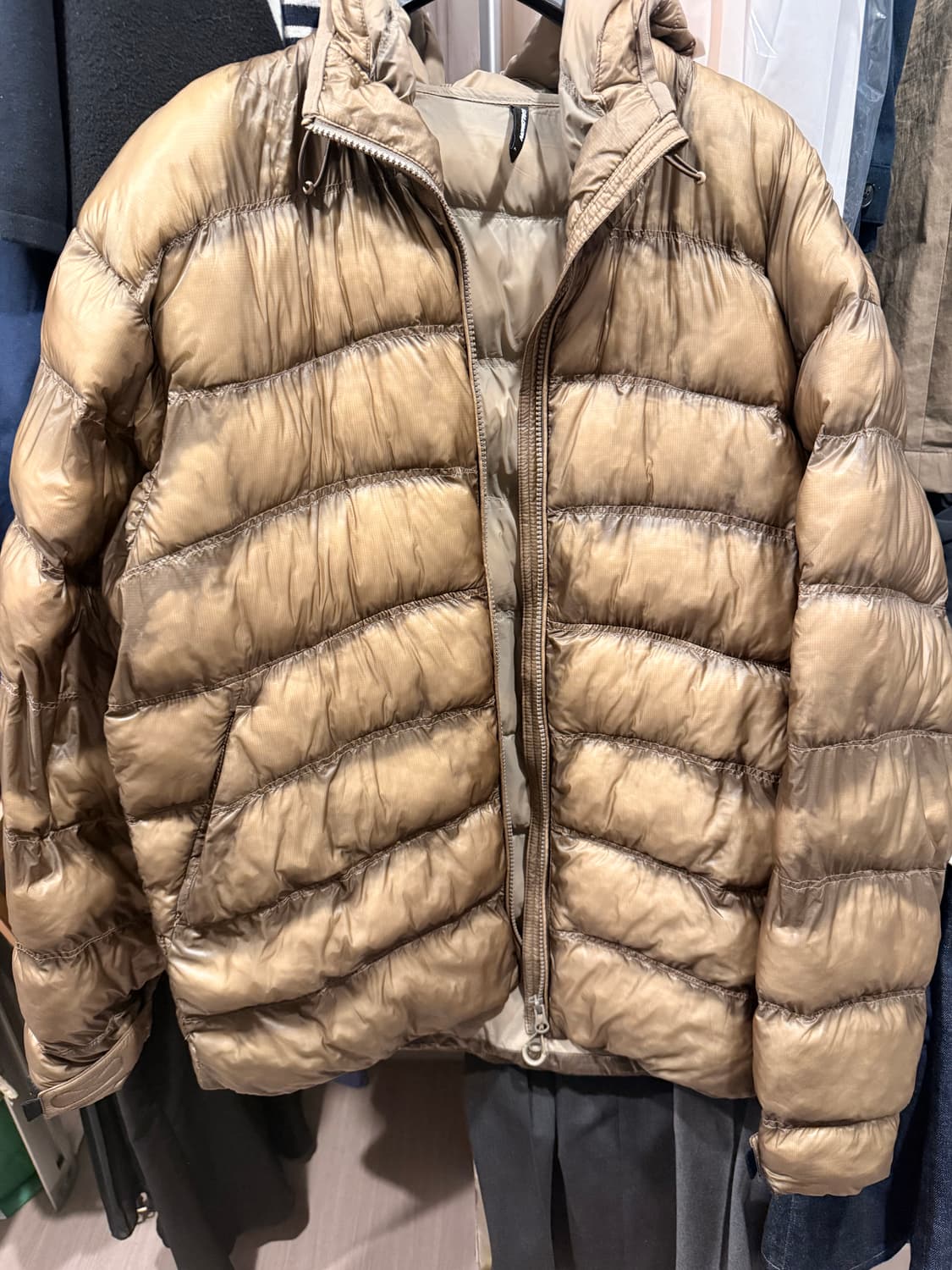 살라몬 경량패딩 L사이즈 크로스인슐레이션 상품이미지2