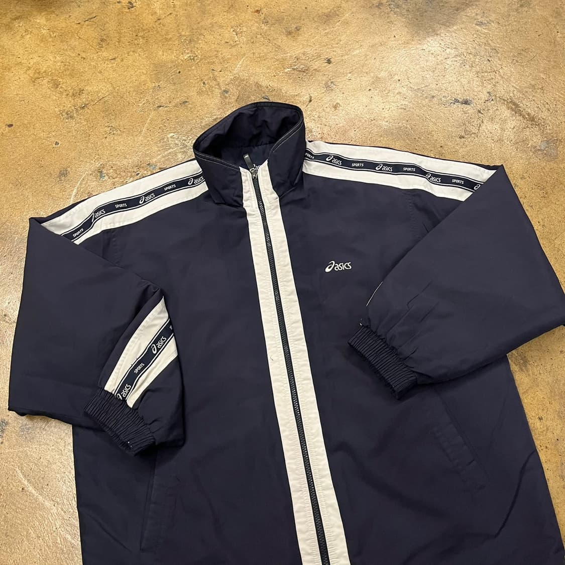 [정품/105] 아식스 올드스쿨 사이드라인 누빔 자켓 b19 상품이미지1