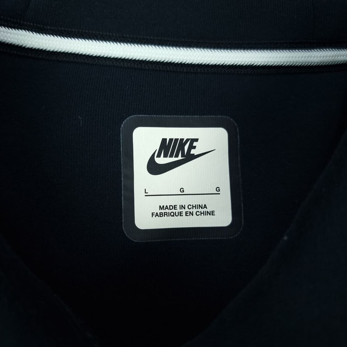 [나이키] 로고 프린팅 언발란스 오버핏 후드티 M18123 상품이미지7