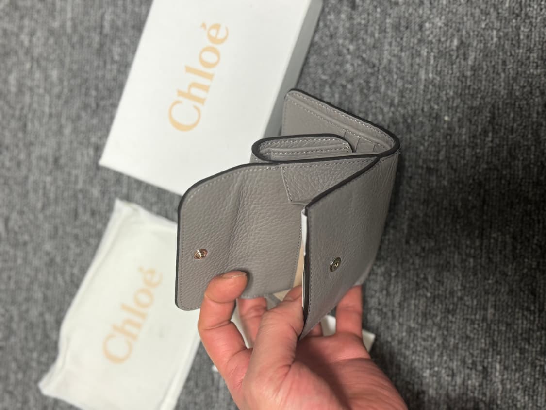 끌로에 지갑 상품이미지3