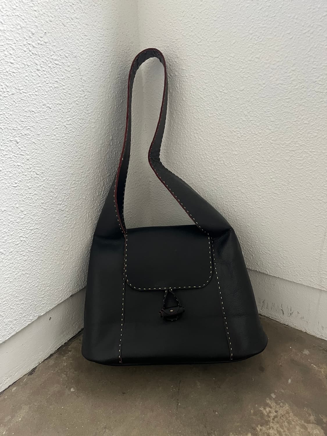 Vintage 리얼레더 빅숄더백 상품이미지3