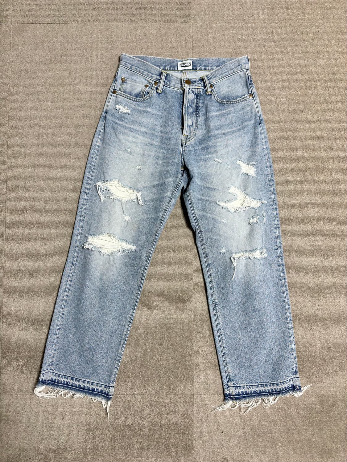 BIG JOHN Distressed Cut-off Denim Pants 상품이미지1