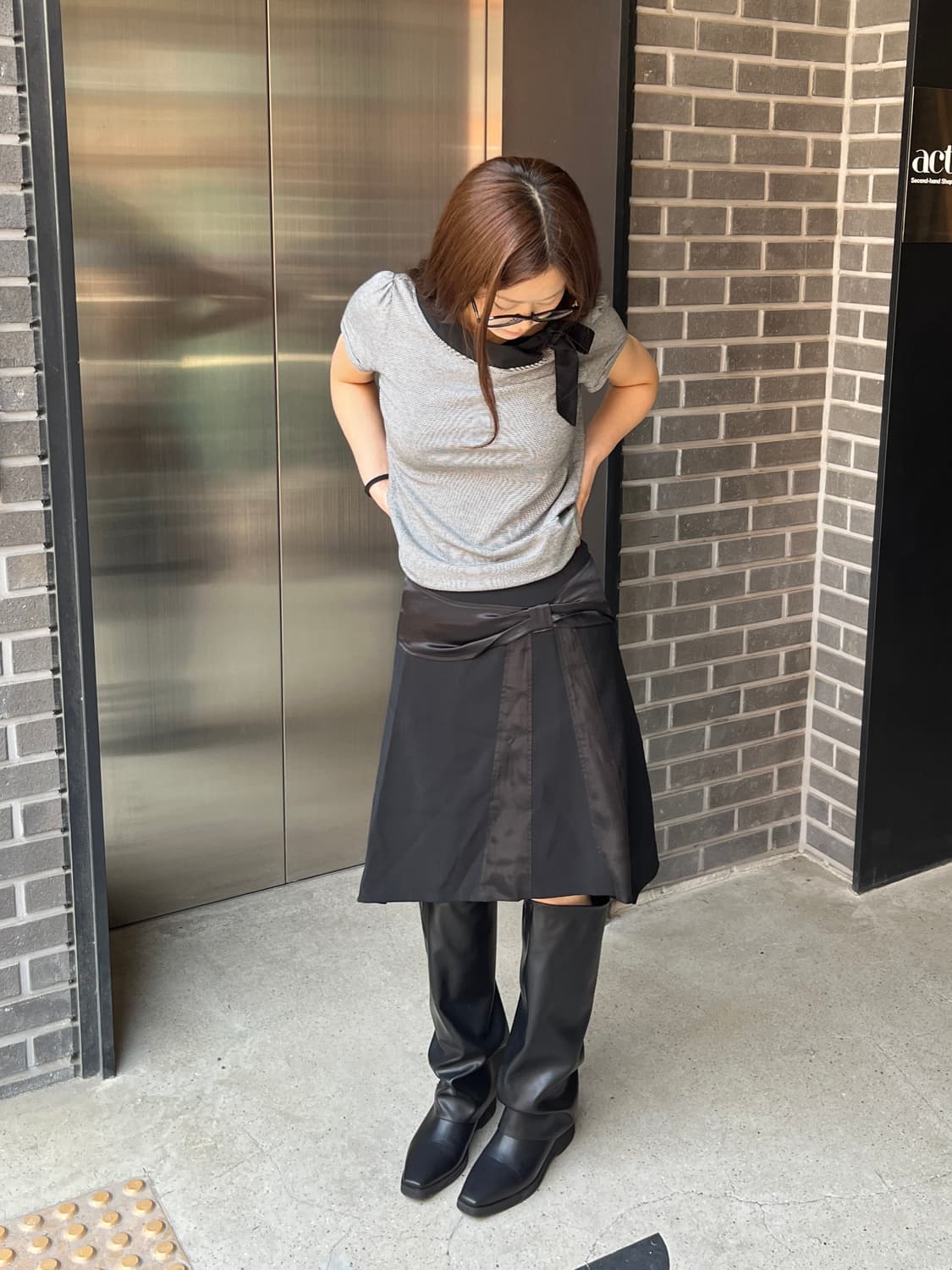 리본 디테일 스커트 블랙 상품이미지3