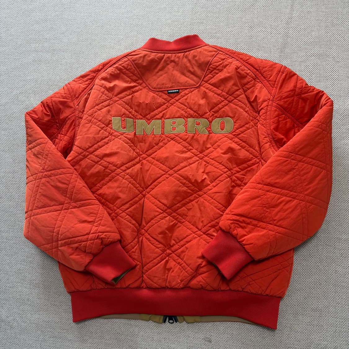 엄브로 리버시블 퀄팅 봄버 자켓 상품이미지6