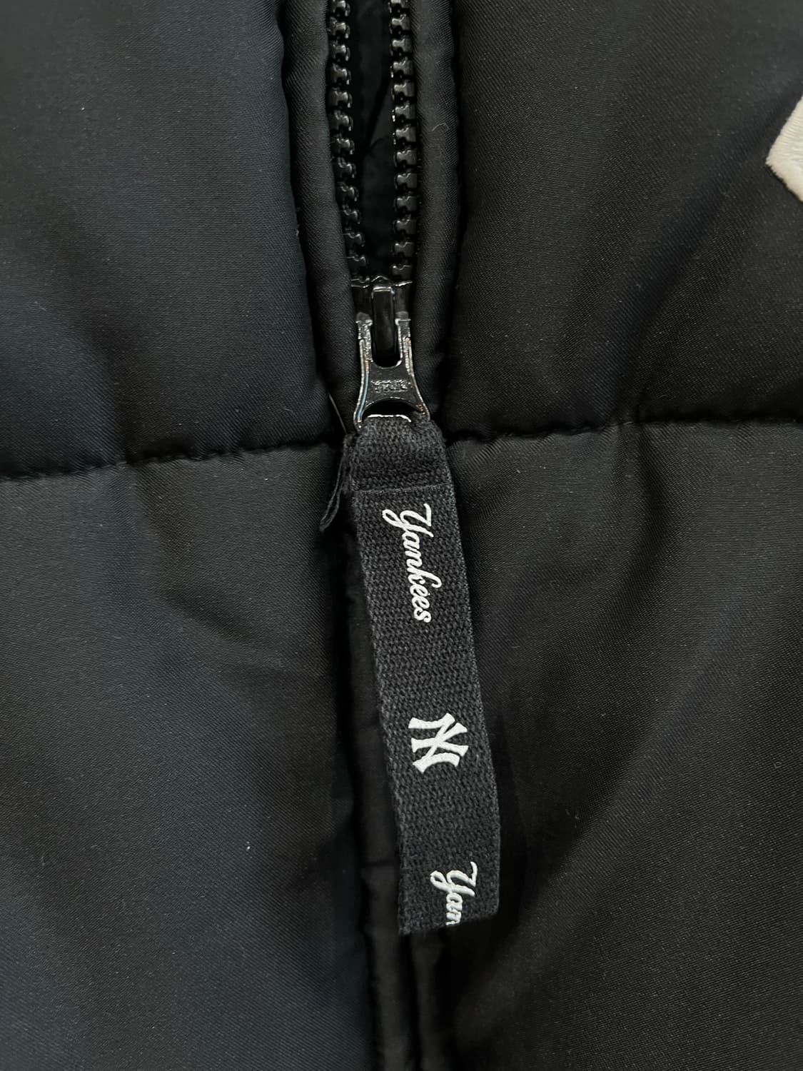 뉴에라 뉴욕양키즈 봄버 패딩 95 상품이미지6