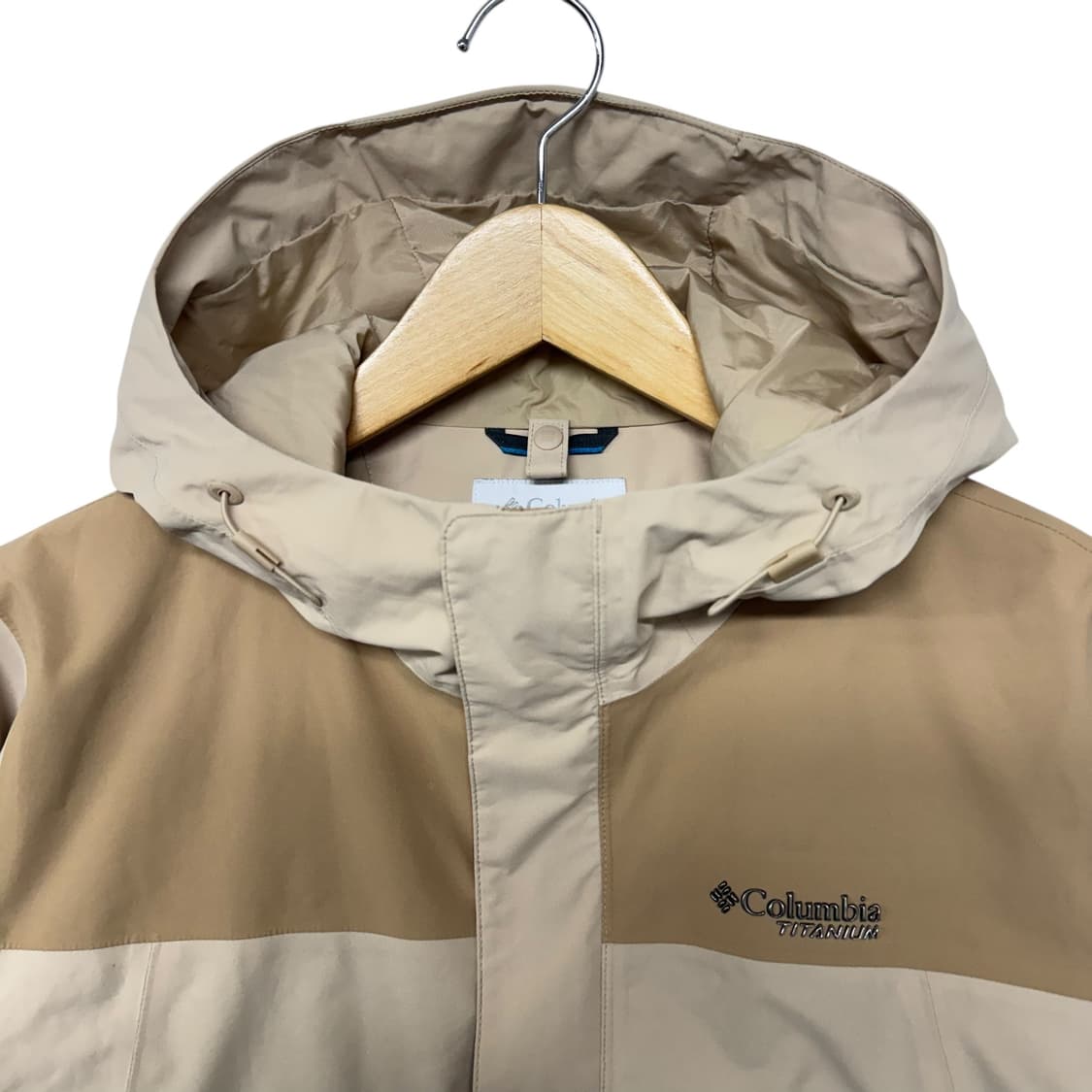 컬럼비아 티타늄 바람막이자켓 베이지 상품이미지2