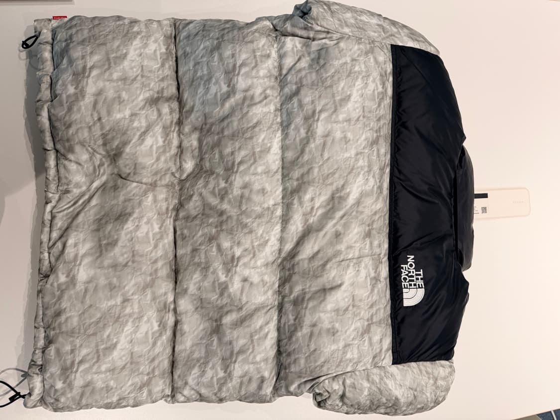 슈프림 노스페이스 페이퍼 프린트 눕시 자켓 상품이미지2