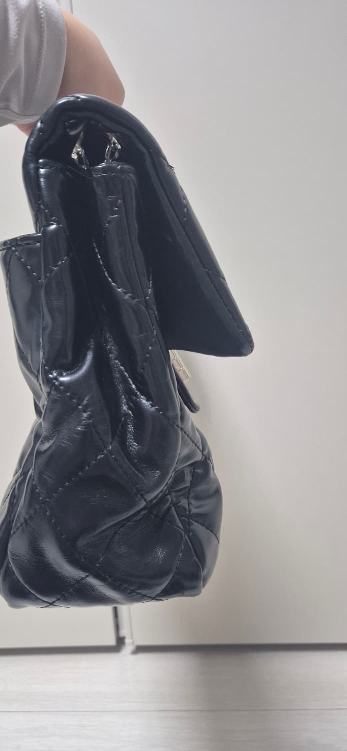 샤이니 체인숄더백 라지 상품이미지3