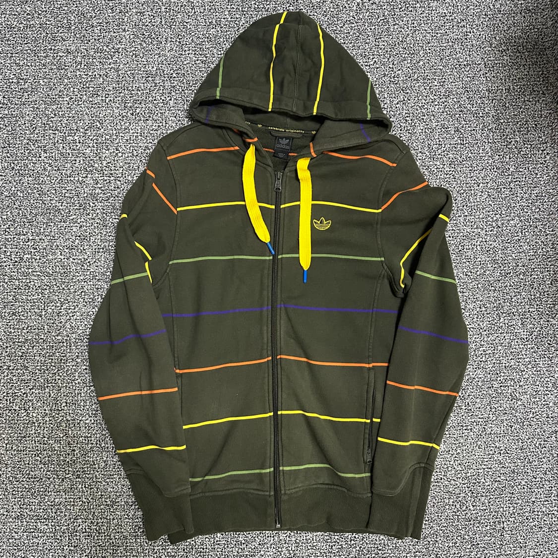 (95) 아디다스 카키 스트라이프 후드집업 상품이미지1