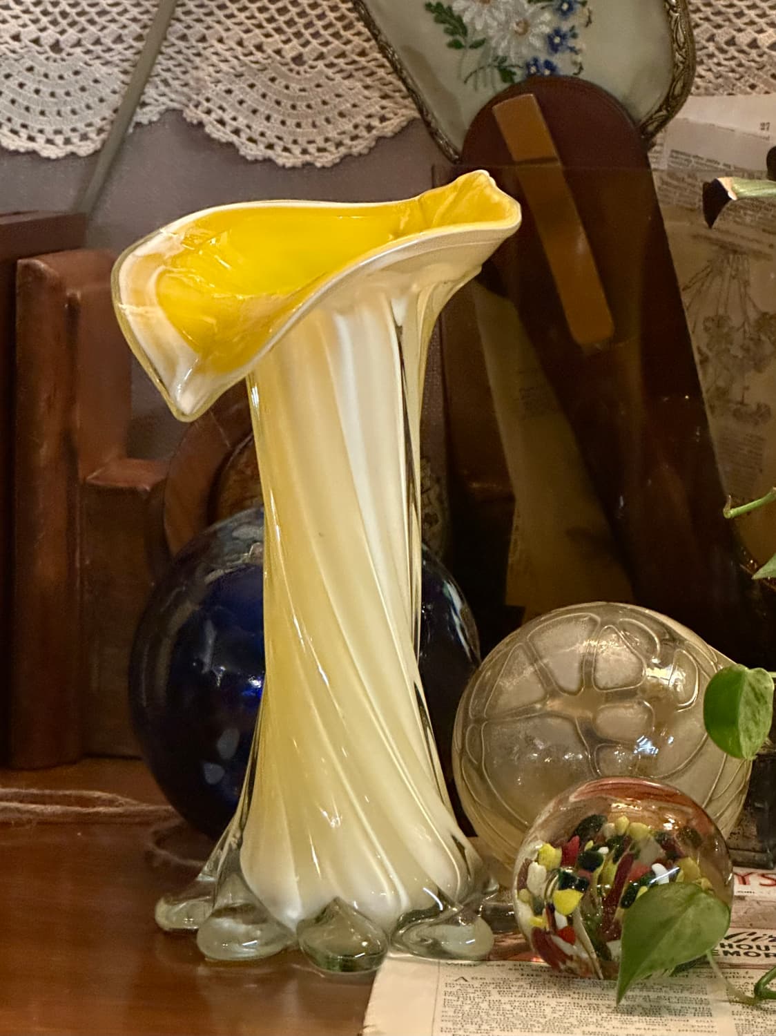 유럽 빈티지 아트글라스 옐로우 칼라 릴리 화병 상품이미지8