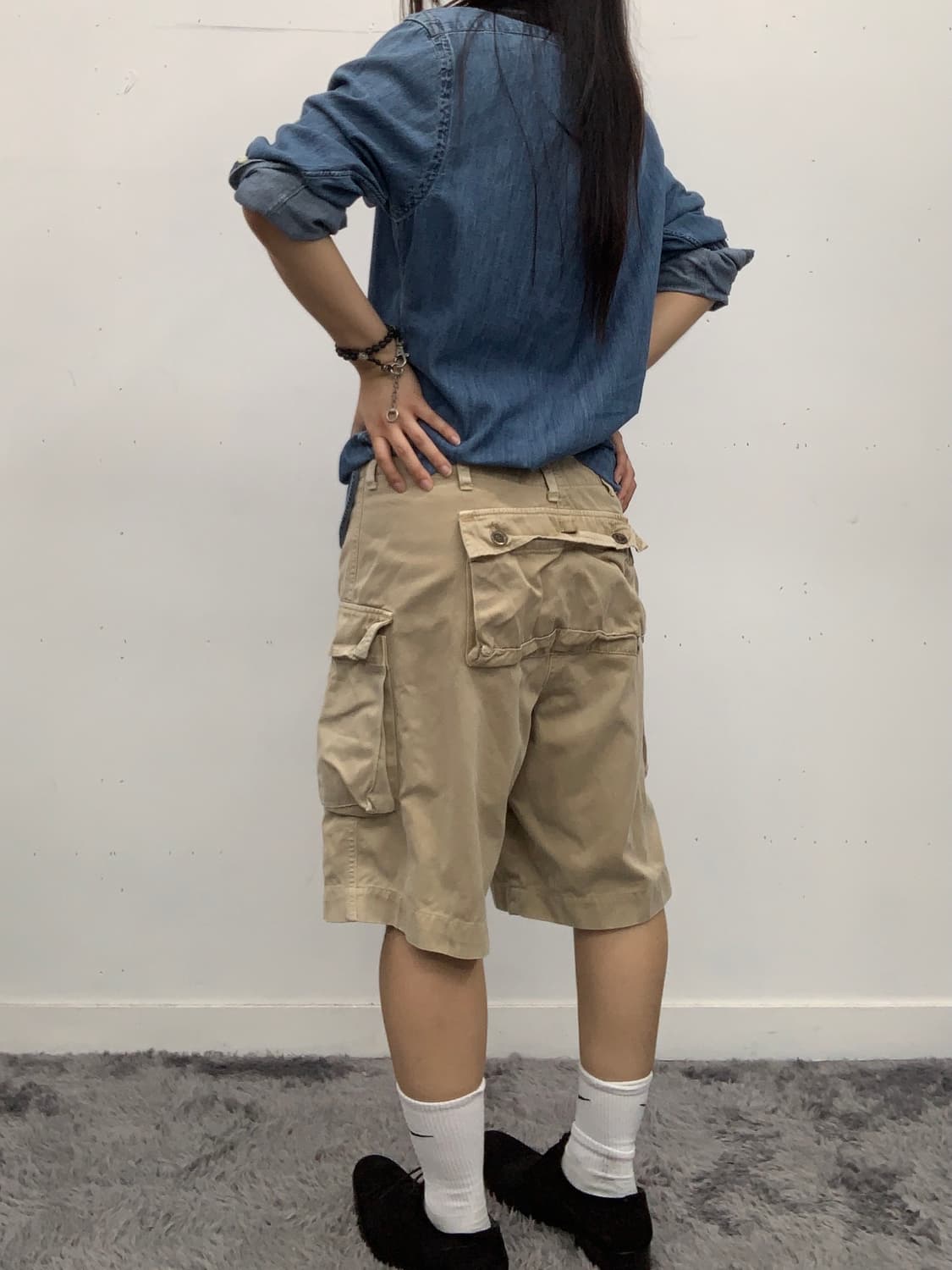 뒷포켓 디테일 버뮤다 팬츠 상품이미지1
