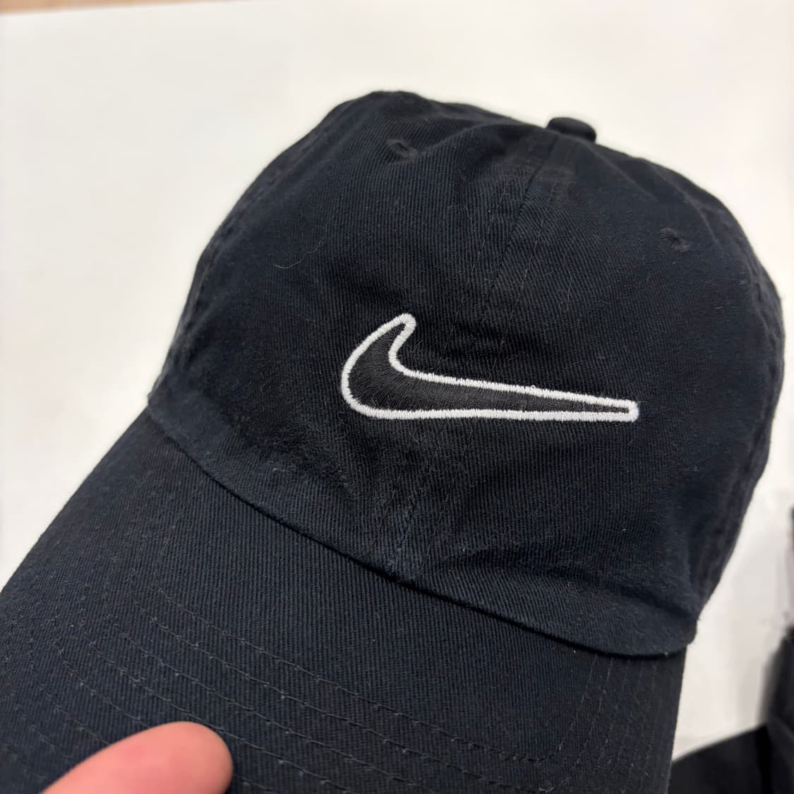 나이키 스우시 블랙 볼캡 상품이미지2