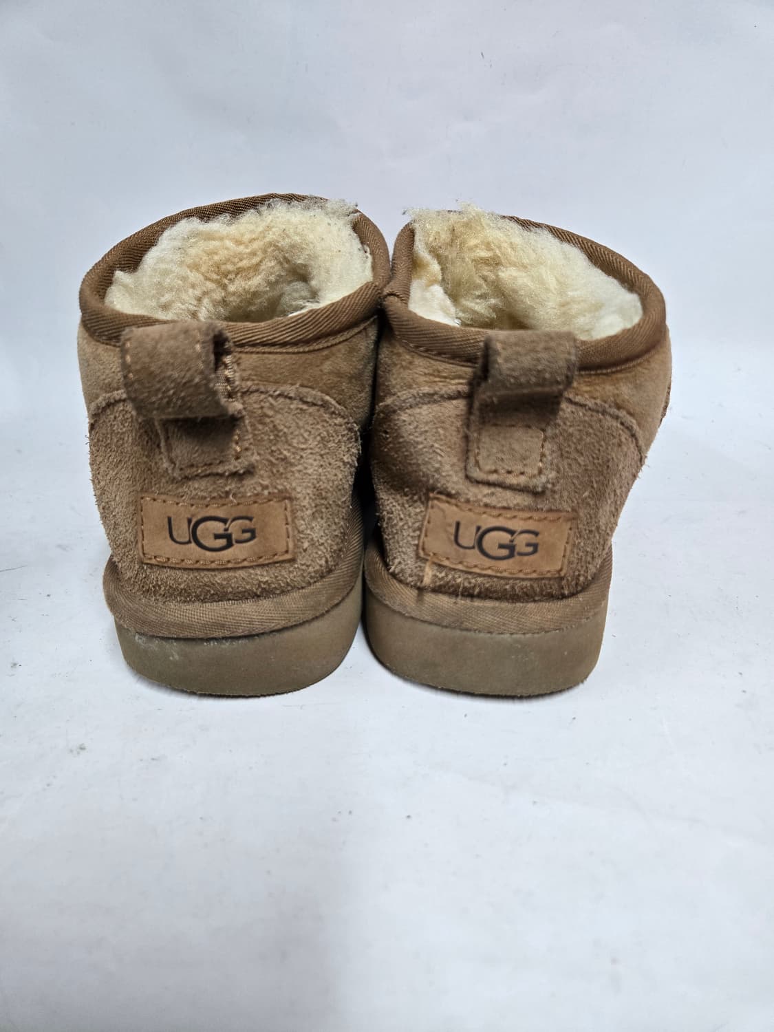 UGG어그 클래식 울트라 미니 부츠230mm 상품이미지4