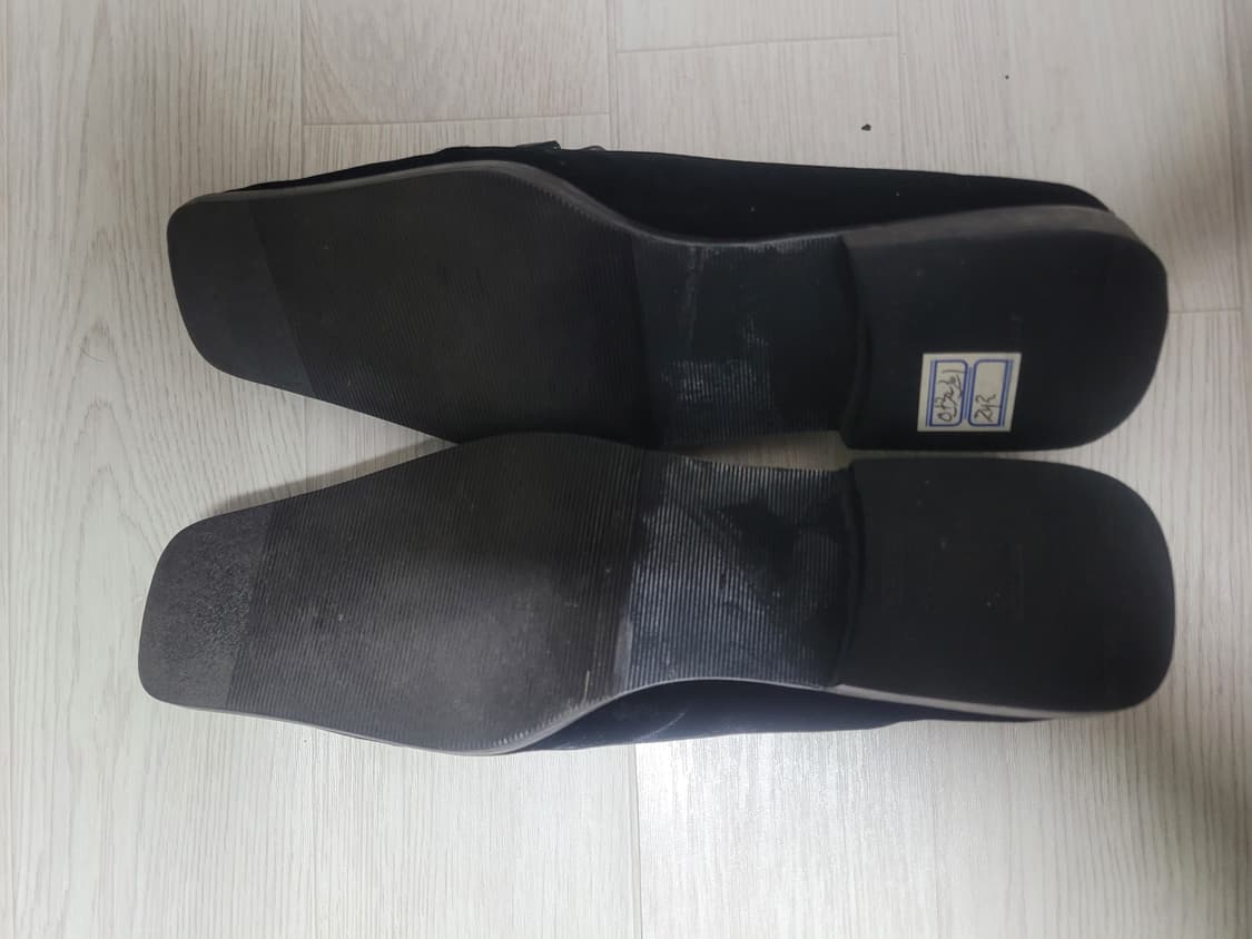 구찌 여성 구두 블랙 벨벳 로퍼 36 정품 상품이미지2