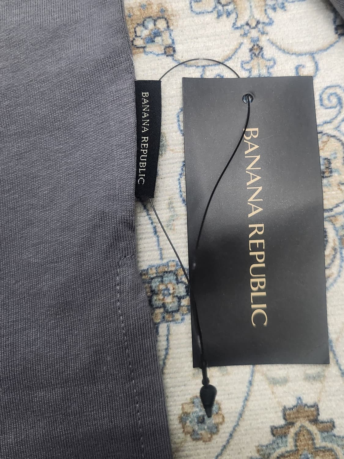 (새상품) 바나나리퍼블릭 로고 긴팔티 XL 상품이미지3