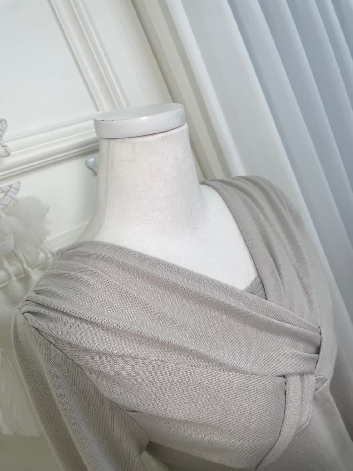 gray shirring lace point long sleeve kni 상품이미지8