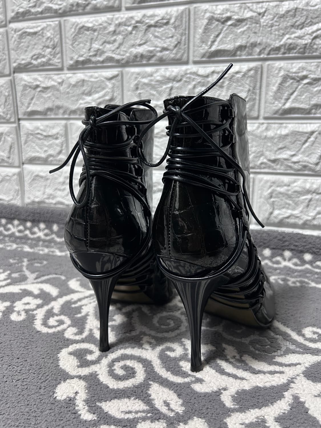 00’s y2k Carlos  파이톤 페이던트 레이스업 힐 상품이미지5