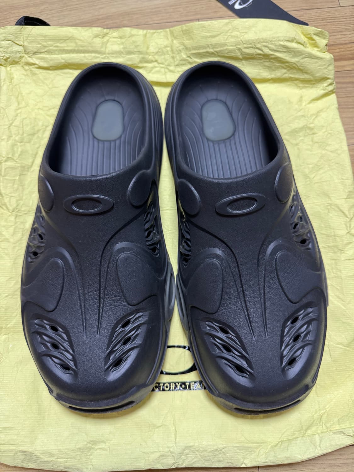 오클리 팩토리팀 파구로 슬라이드 280 상품이미지2