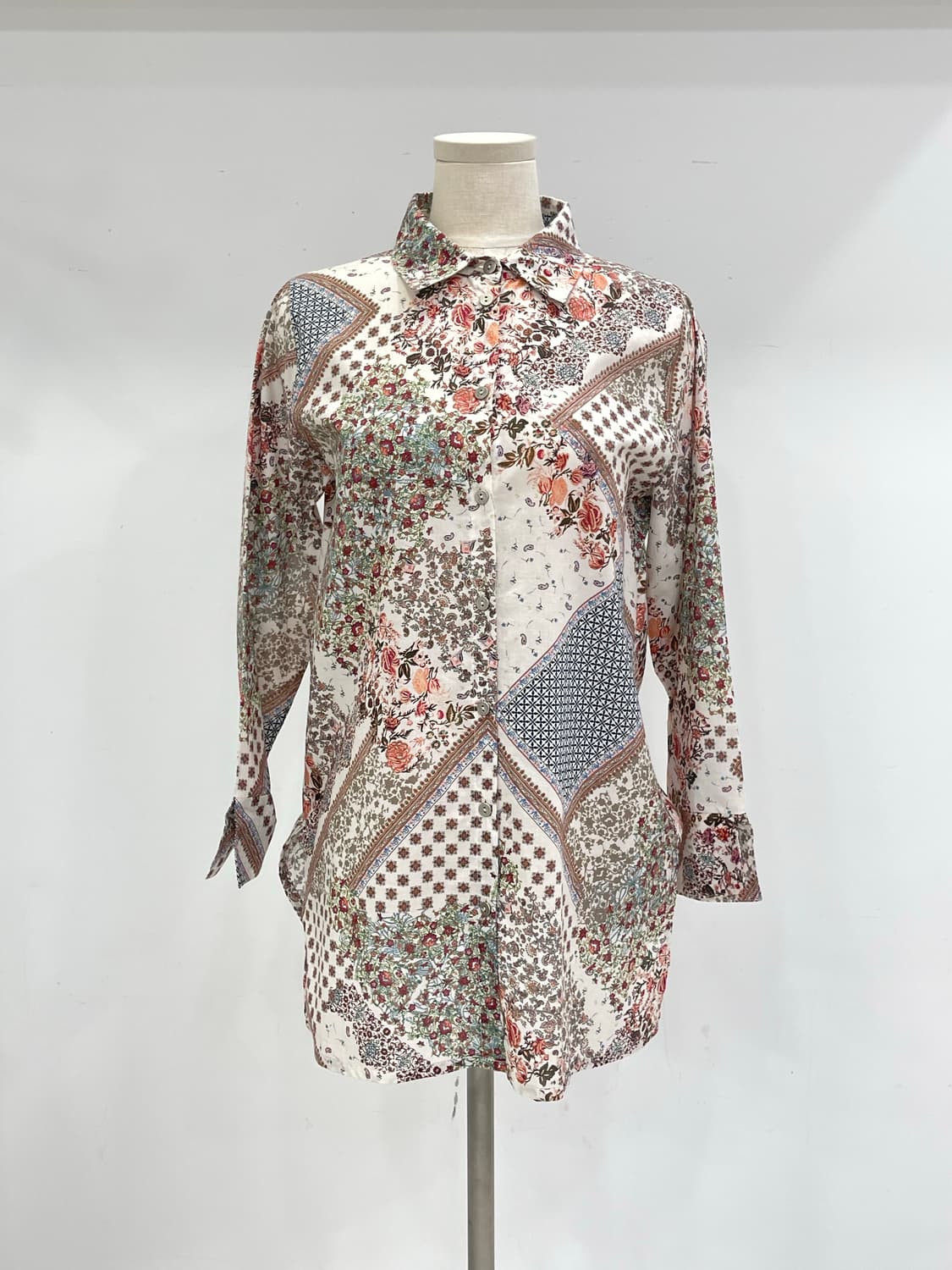 가이거 패치워크 롱 남방 상품이미지1